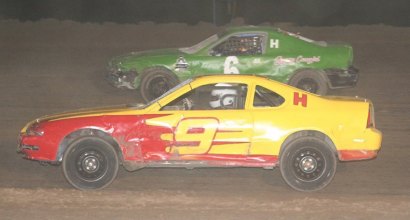 Reigning champ Andy Boydstun (6) and Gene Glover (9) are expected to be at the Keller Auto Speedway Saturday night.